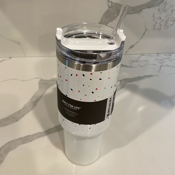 Stanley - TERRAZZO PEARLESCENT - ‘OG’ 40 oz. Adventure Quencher Tumbler -  NWT! - Picture 4 of 7